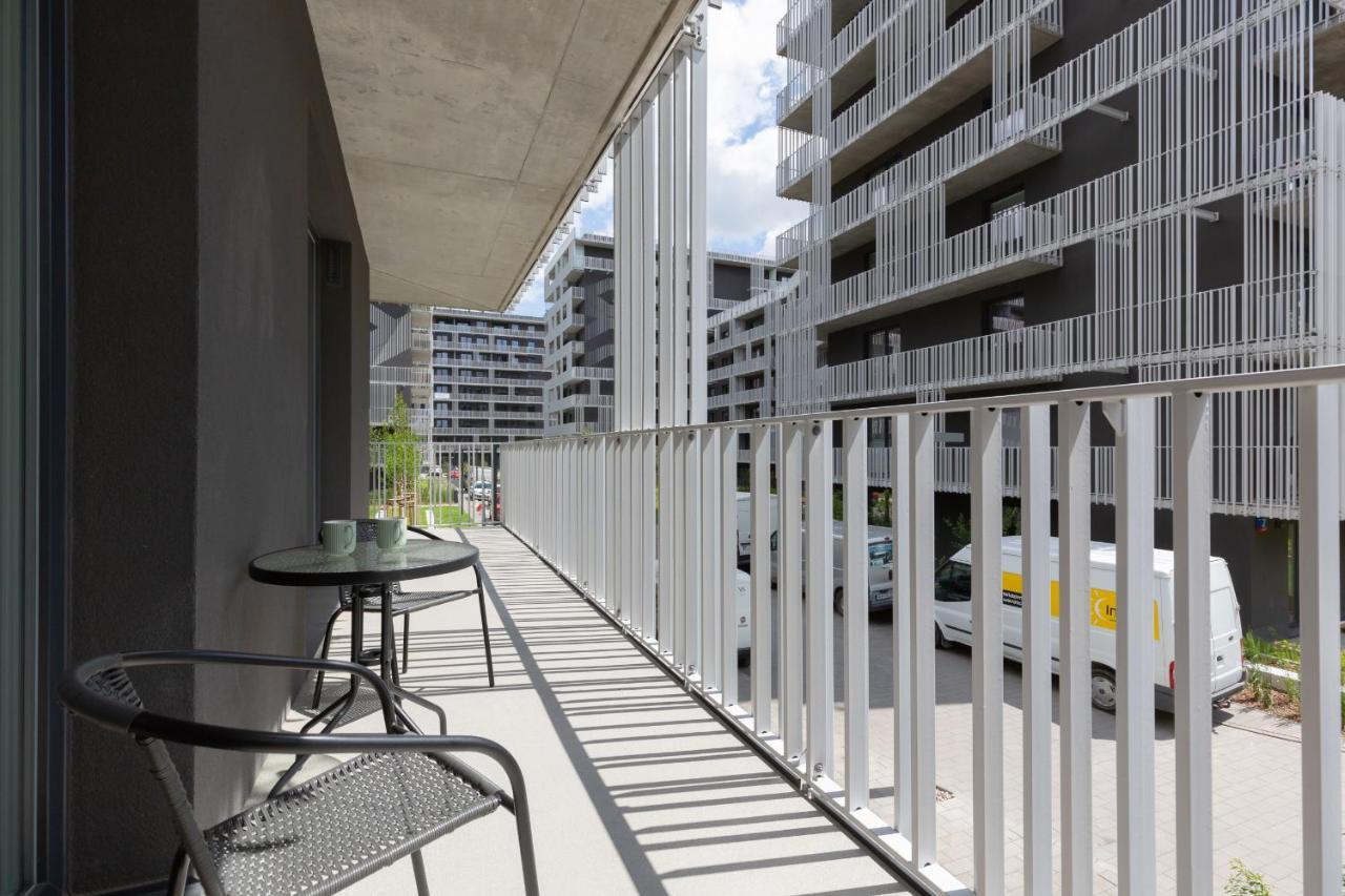Stacja Wola Apartment Guminska By Noclegi Renters Varsovie Extérieur photo